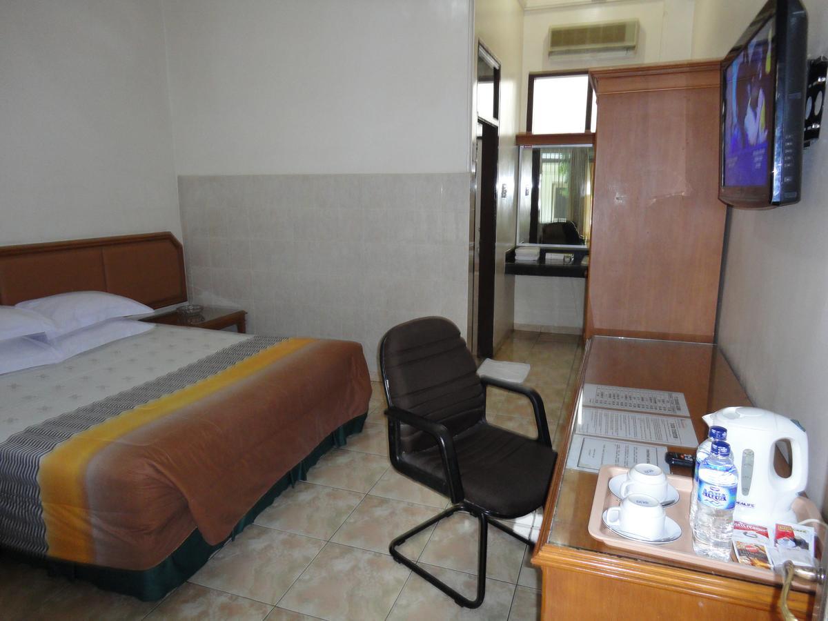 Langensari Hotel Cirebon Εξωτερικό φωτογραφία