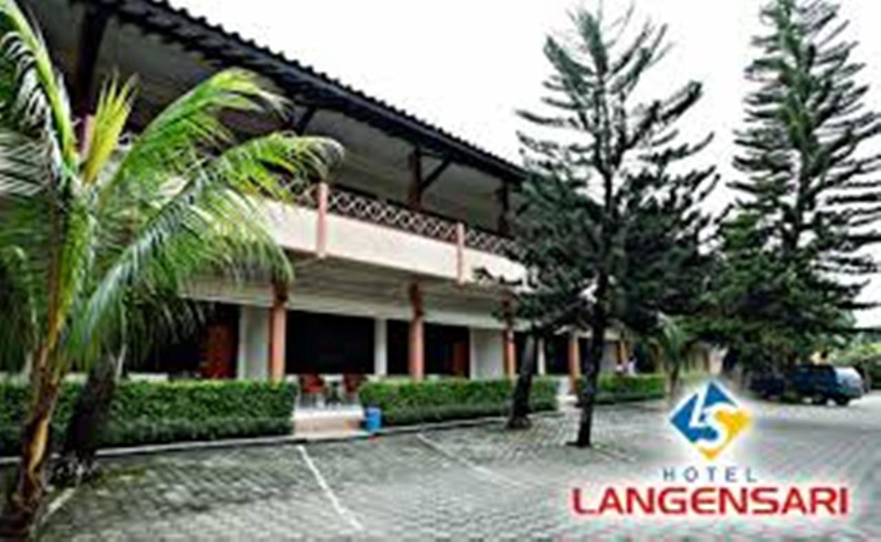 Langensari Hotel Cirebon Εξωτερικό φωτογραφία